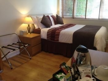 Clay Farm Guest House Bromley Exterior photo